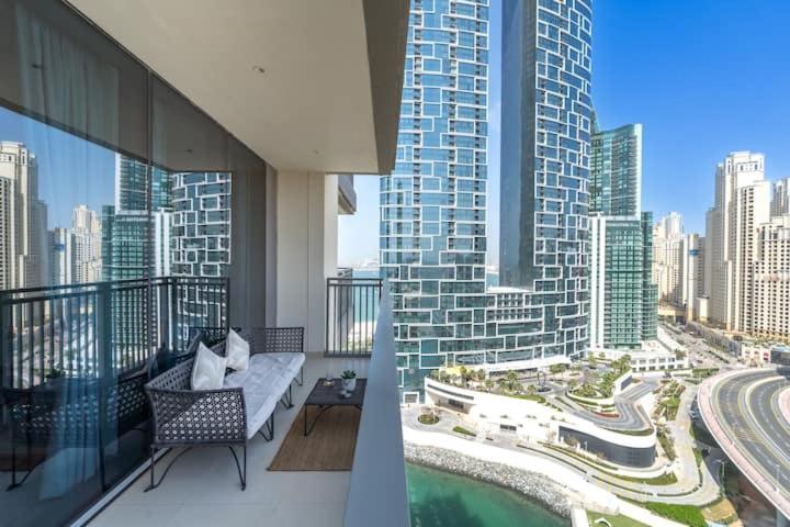 Vogue - 5242 Marina - Marina Views Near Jbr & Ain Apartment