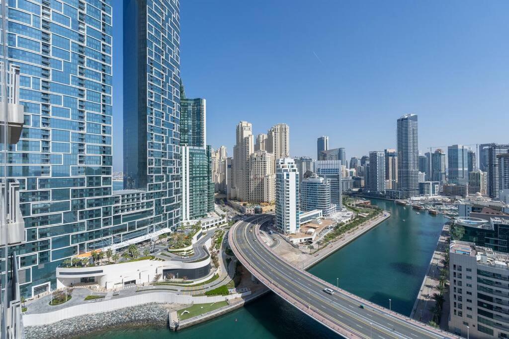 Vogue - 5242 Marina - Marina Views Near Jbr & Ain Apartment *